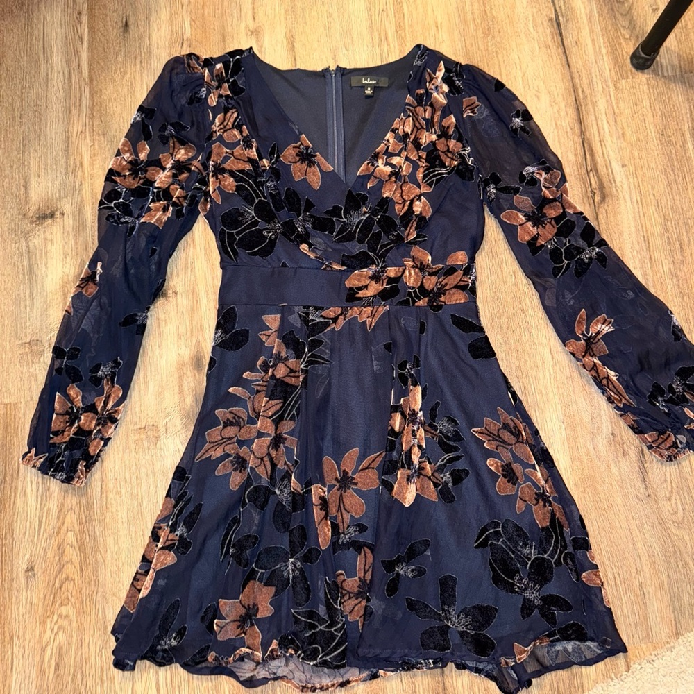 Lulu's Navy Floral Long Sleeve Dress